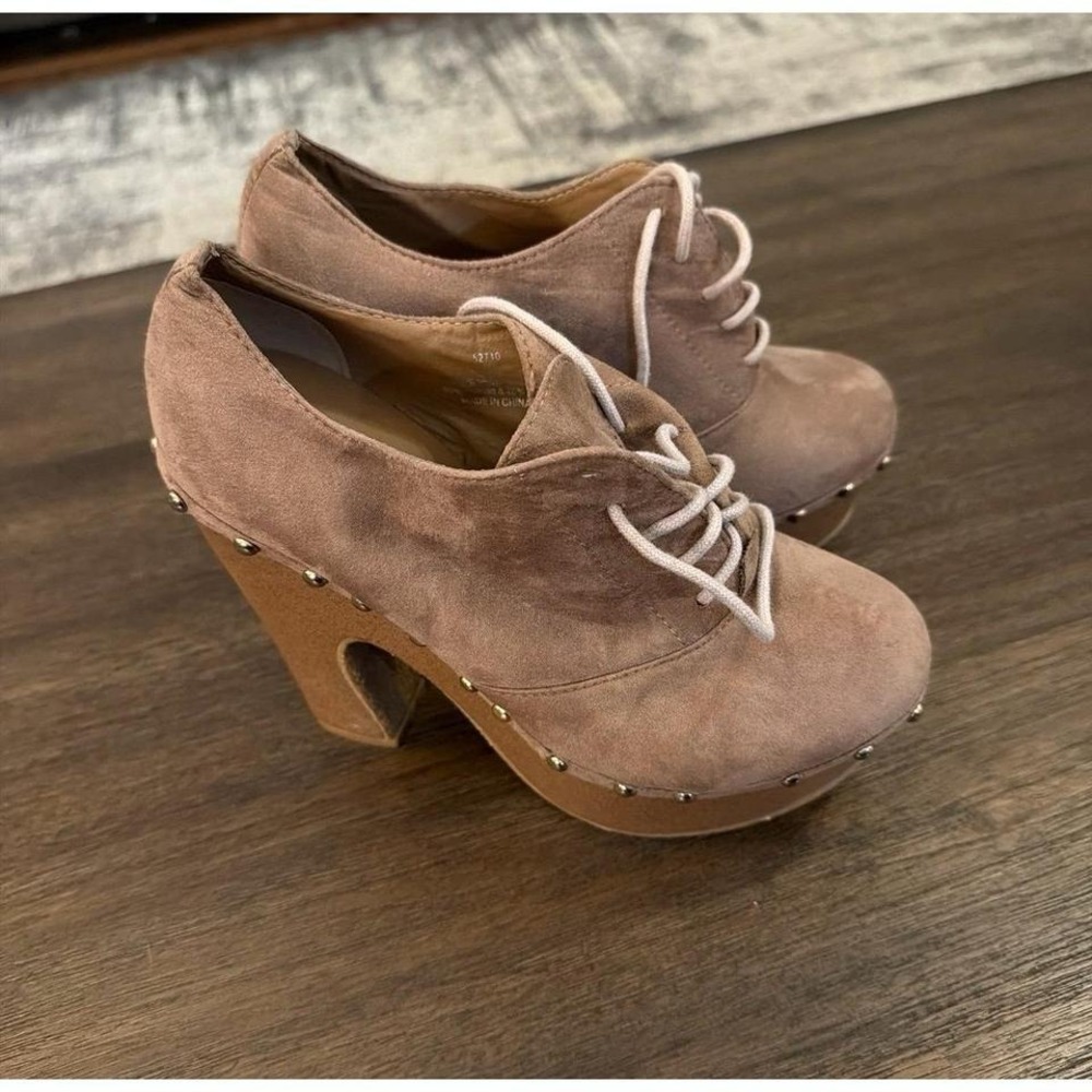 Charles Albert Brown Studded Platform Shoes Size 7